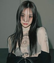 -丝语萱形象