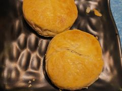 -香巴拉云南餐厅(华莱坞店)