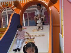 -孩子王童乐园(广州南沙万达店)