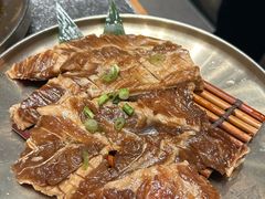 -草家酱蟹炭火烤肉店(珲春南路二店)