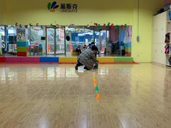 -米高蓝斯克国际轮滑中心(中铁建店)