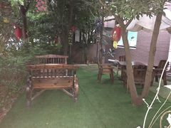 -月亮眼花园餐厅书吧酒吧