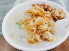艇仔粥-穗银肠粉店(东川路店)