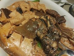 -小船渔村•大连菜•大连焖鱼(黄河路店)