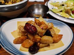 拔丝三宝-那家老院子东北菜·饺子·小鸡炖蘑菇(艳华街店)