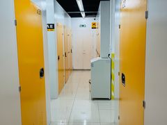-安东易迷你自助仓储寄存仓库(杨浦店)