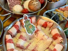 -叽叽扎扎烤肉场(生态城万达店)