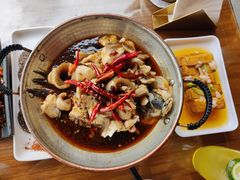 -隔壁老王·家常云南菜(花巷店)