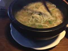 -山珍王国·云南野生菌石锅鱼