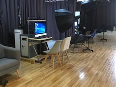 -壹人壹像工作室(购物公园店)