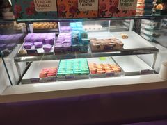 -HappyMiss花满楼·鲜花饼·鲜花茶·伴手礼(上海环球港店)