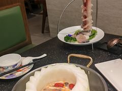 -得意咚瓜·顺德鱼生·冬瓜火锅(深圳首店)