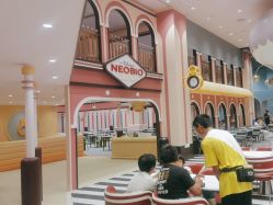 -奈尔宝·儿童乐园·亲子餐厅(鄞州万达店)