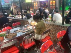 -马路牙子烧烤音乐酒馆(望京店)