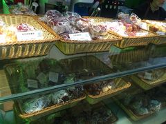 -同济大学本部学苑饮食广场