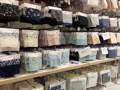 -优衣库(珠海华发商都店)