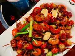 -霄汉牛三鲜湖北砂锅菜(万松园2店)