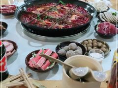 -正贰捌经重庆老火锅(建设路店)
