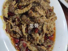 -巷子深菜馆·津门肘子(滨海店)