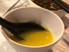 -鲜入围煮花胶鸡海鲜火锅