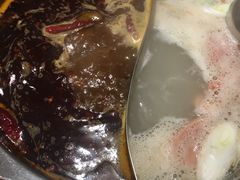 -何氏串串香火锅(翠亨店)