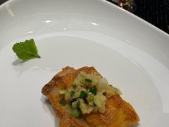 姜葱煎焗葵花鸡扒-花城苑广府菜(海心沙店)
