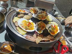 -围炉肉舍丹东海鲜烤肉·烤活鳗(步行街店)
