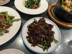 -京尊烤鸭店JINGZUN(春秀路店)