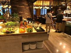 -OPEN開全日自助餐厅·西餐·海鲜(佛山希尔顿酒店)