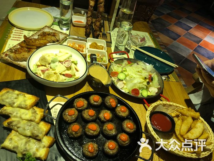 通海俄式烧烤·宵夜串吧(下瓦房店)图片 第3张