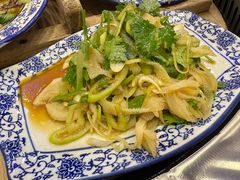 拌牛百叶-靠山屯东北铁锅炖(东北菜，古美西路店)