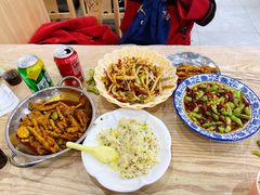 -江城燕子大排档(江汉路步行街店)