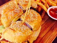 祖母超级至尊汉堡-G+KITCHEN(龙湖狮山天街店)