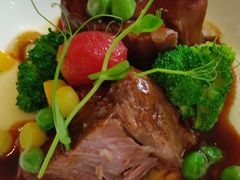 法式红酒荟小牛腱土豆泥季节蔬菜-蝶舍·MAISON PAPILLON