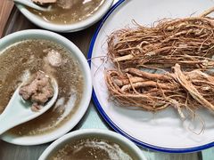 -荣基四海一家·家常菜·海鲜大排档(新安店)
