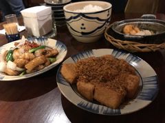 -Cuc Gach Quan Restaurant