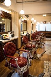 -BarberKiNG男士理发馆Barbershop