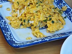 银鱼炒土鸡蛋-品鲜村农家菜·阳澄湖大闸蟹(总店)