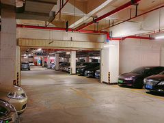 -江门新会碧桂园凤悦凤凰酒店(万达广场店)