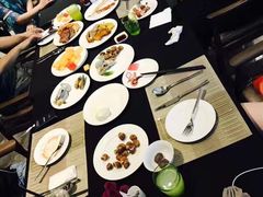 -飨食汇全日制餐厅·昆山皇冠假日酒店(九方店)