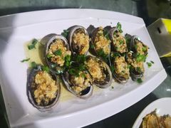 -四川小胡子海鲜(丁村万人海鲜广场店)