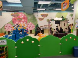 -莫莉幻想儿童乐园(三河燕郊永旺店)