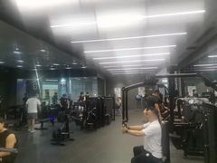 -帝豪斯健身俱乐部(市府恒隆广场店)