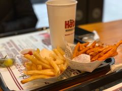 -The Habit Burger Grill 哈比特汉堡(复兴soho店)
