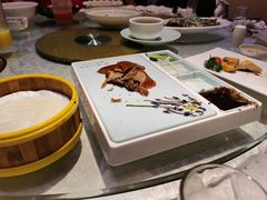 片皮鸭-绍兴饭店(大宁店)