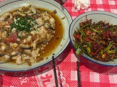 -荆九爷爆炒桥头三嫩(云南北路店)