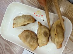 -珊珊小笼馆(仙霞路店)