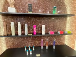 -SWANK SALON