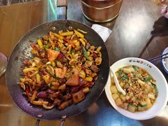 -富正毅三下锅·湘西韵味(天门山索道店)