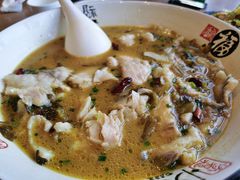 渝湘酸菜鱼-渝湘江南(律纬路店)